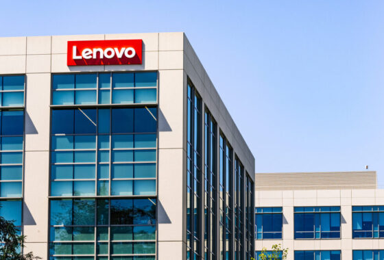Lenovo Yoga Slim 7x Copilot+ in offerta