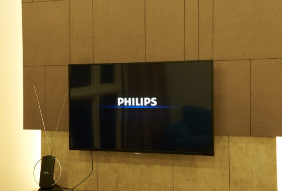 Philips Hue Play Gradient Strip Light Pro